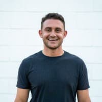 Alex Ricciardelli headshot